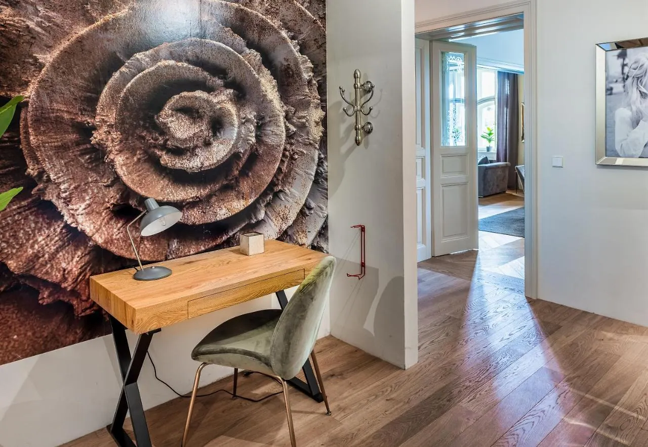 Mn6 Luxury Suites By Adrez Praga 0*,  Repubblica Ceca
