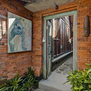  Villa Roshan Indonesia