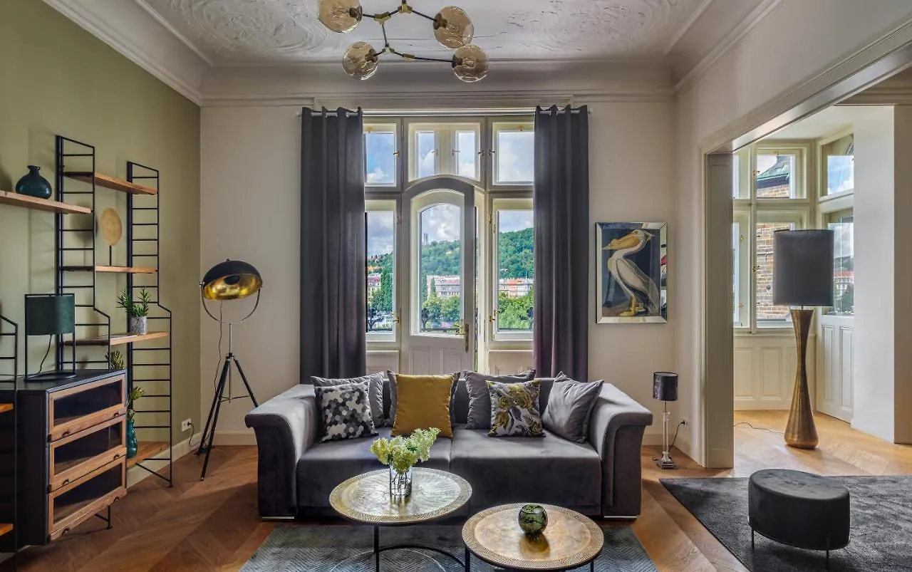 Mn6 Luxury Suites By Adrez Prag Tjeckien