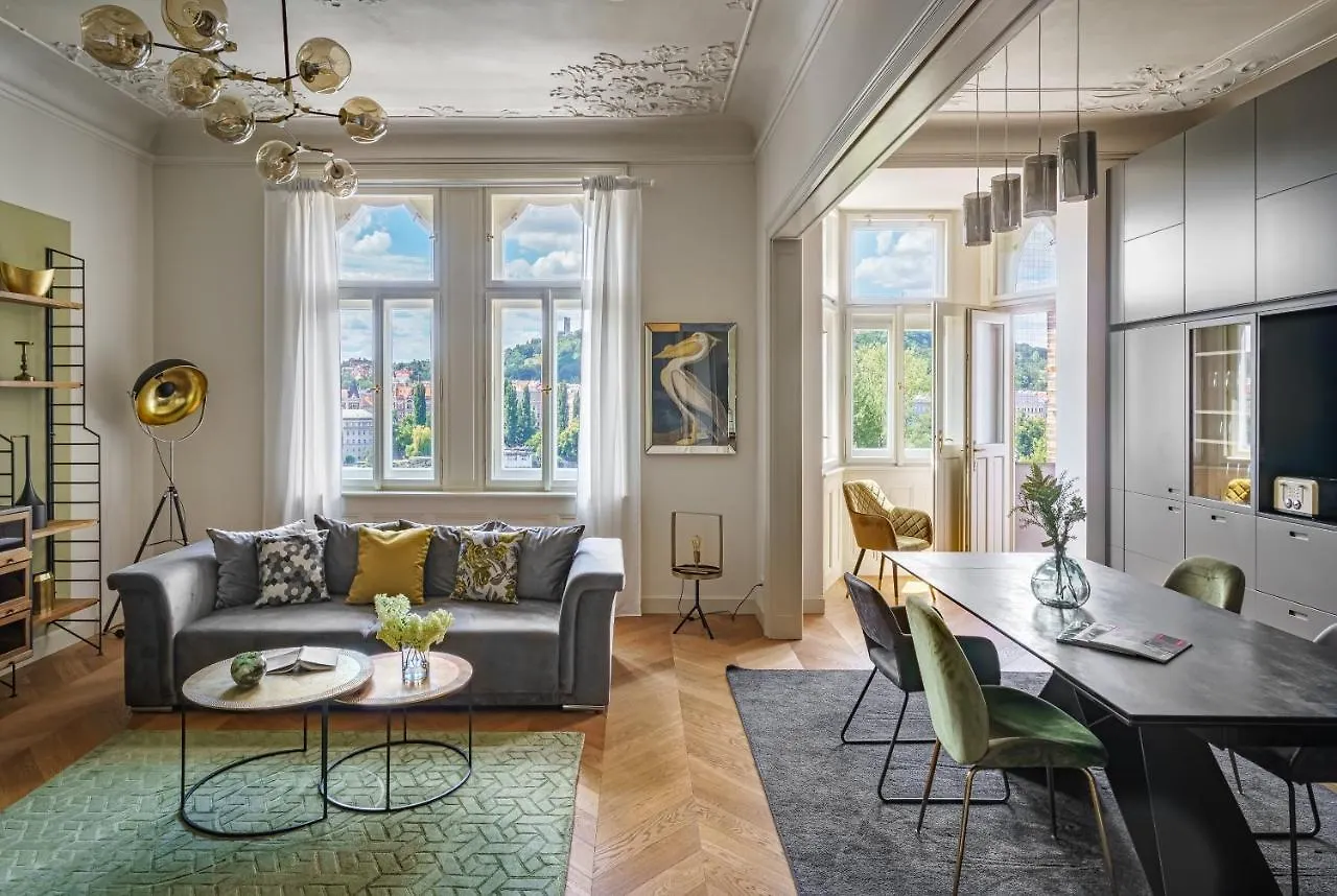 Mn6 Luxury Suites By Adrez Praha